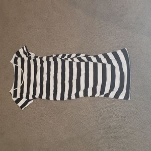 Isabel maternity short sleeve dress,  size M, worn once